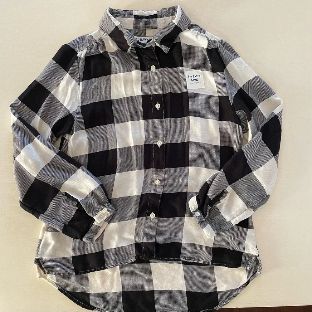 NWOT Old Navy Buffalo‎ Plaid Button-Up Shirt